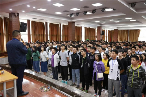 重庆铁路运输技师学院:2018-2019学年度第一