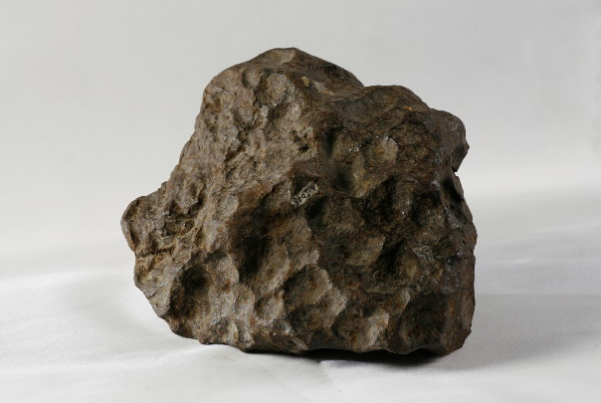 博物馆的中铁陨石图片