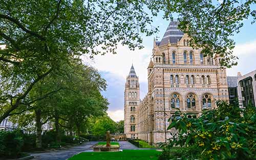 国内大学生留学英国的条件 留学英国优势有哪些？