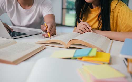 中外合作办学学费一年多少